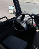 Alugue uma Camper Van Mercedes MB 100 em Faro para a sua viagem de carrinha na costa do Algarve, Portugal