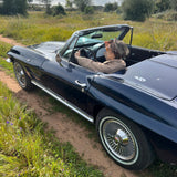 Rent a Classic car CORVETTE STING RAY