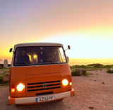 Alugue uma Campervan, Classic Combi Peugeot J9 (2pax) em Faro para a sua viagem de carrinha e surf na costa do Algarve, Portugal