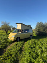 Start your Algarve adventure directly from Faro Airport with a unique vintage campervan.
With Blue Classics, you don’t just rent a vehicle — you experience true vanlife.
Discover the most beautiful spots in the Algarve:
– Benagil caves
– Surf beaches in Sagres
– Hidden coastal roads
Our vintage VW campervans combine charm, comfort and freedom.
Perfect for:
✔ Surf trips
✔ Road trips
✔ Couples & travelers
Pick up your campervan near Faro Airport and start your journey immediately.