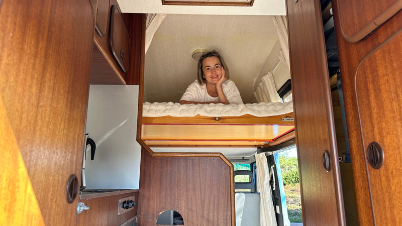Rent a Camper Van mercedes MB 100 in the Algarve coast