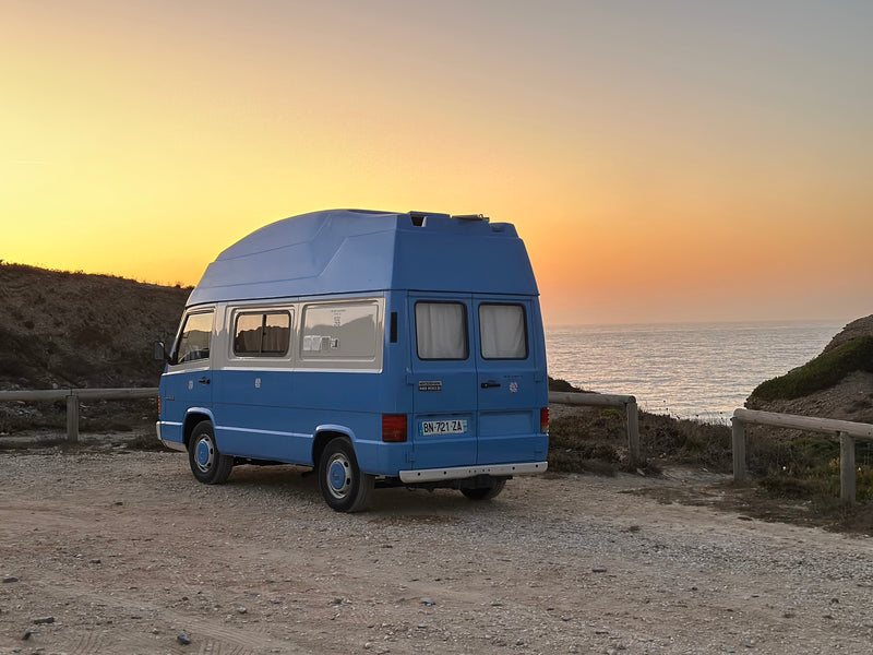 Rent a Camper Van mercedes MB 100 in the Algarve coast