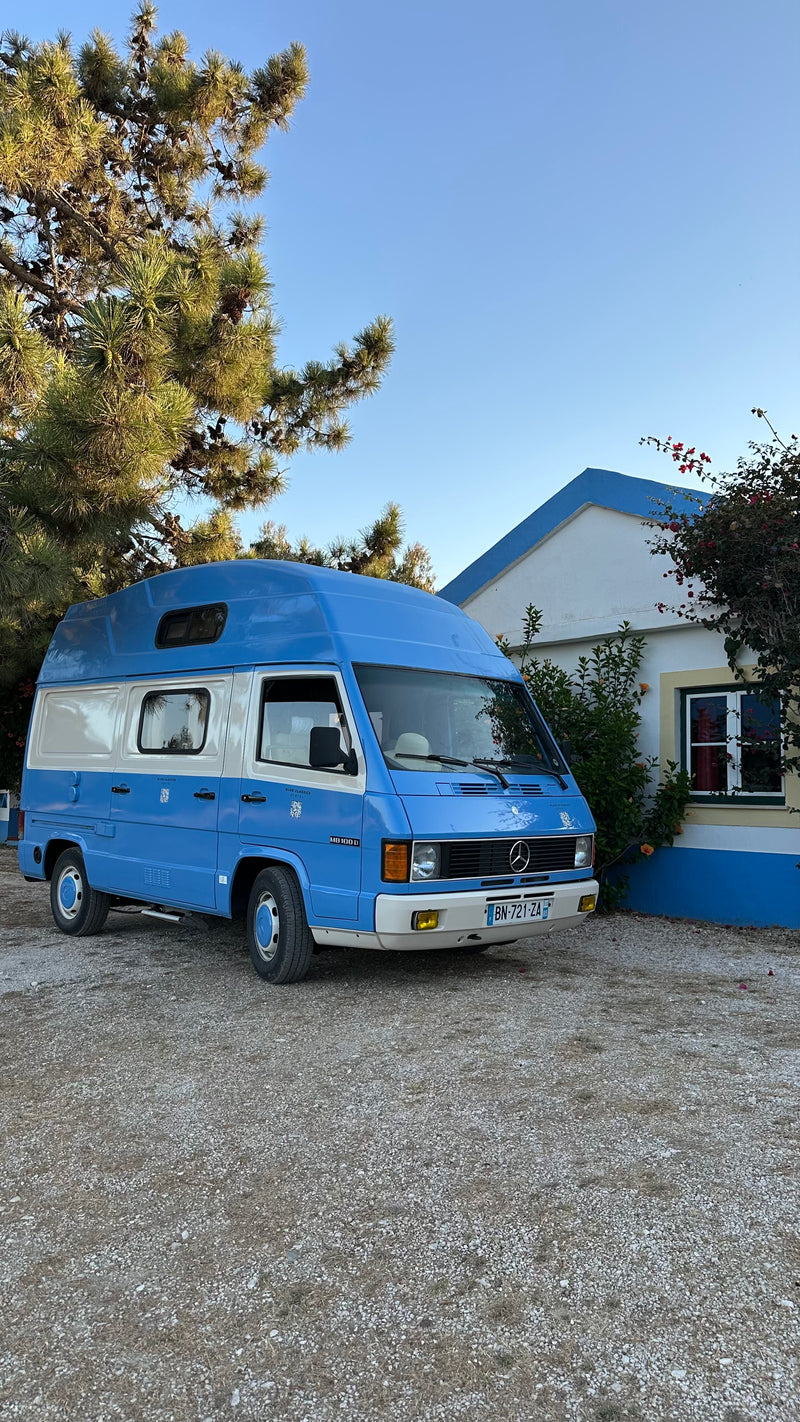 Rent a Camper Van mercedes MB 100 in the Algarve coast