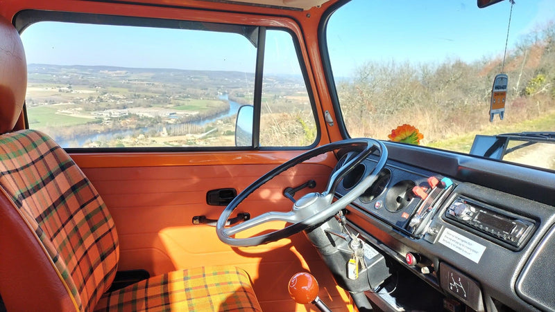 Bientôt disponible Camping-car Volkswagen Combi T2