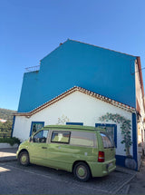 Alugue uma autocaravana automática Mercedes Vito Guacamole (3 pessoas) em Faro para a sua viagem de carrinha pela costa algarvia, Portugal