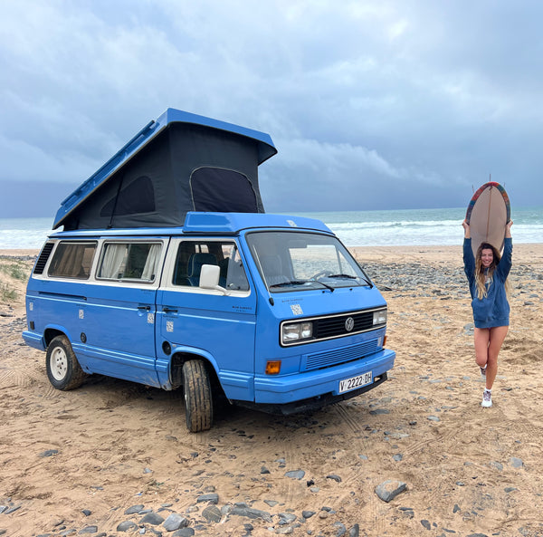 Rent a Campervan Classic Combi (4pax) Volkswagen T3  Azul, Faro - Algarve - Portugal