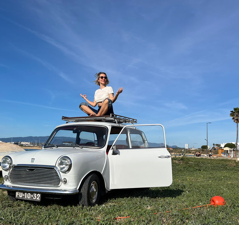 Louer une voiture classique Mini 1000 MORRIS