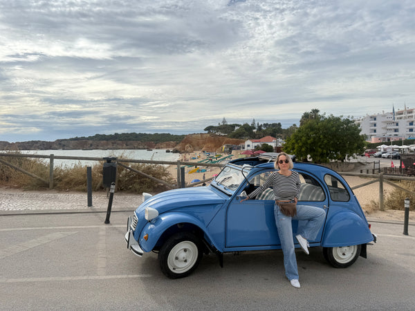 Rent a citroen 2cv Azul in Algarve Portugal
