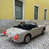 Rent a Classic car MG Midget