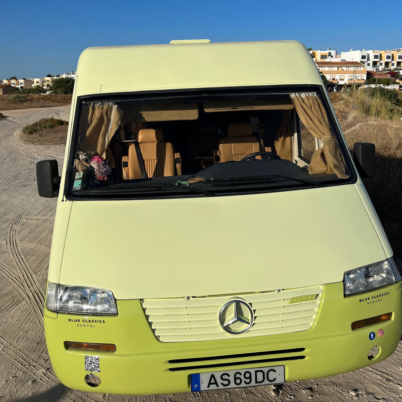 Rent a Blue Classics' s Campervan for your Road trip in Portimao - Algarve - Portugal for a Van life experience with a Mercedes AUTOSTAR CAMPERVAN