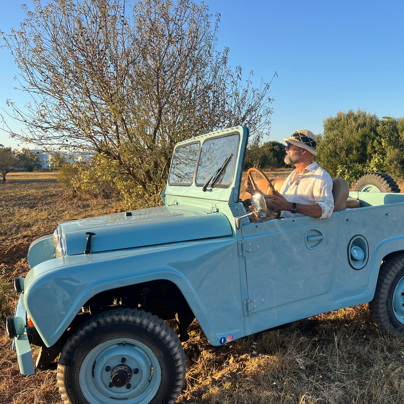 Alugue um carro clássico Austin Gipsy